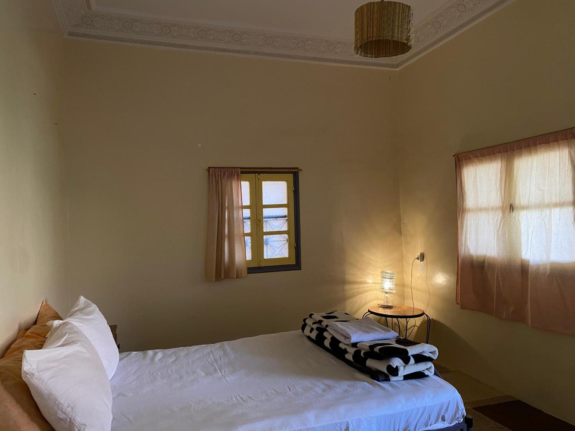 Dar Relax Hostel, Gorges De Todra 廷吉尔 外观 照片