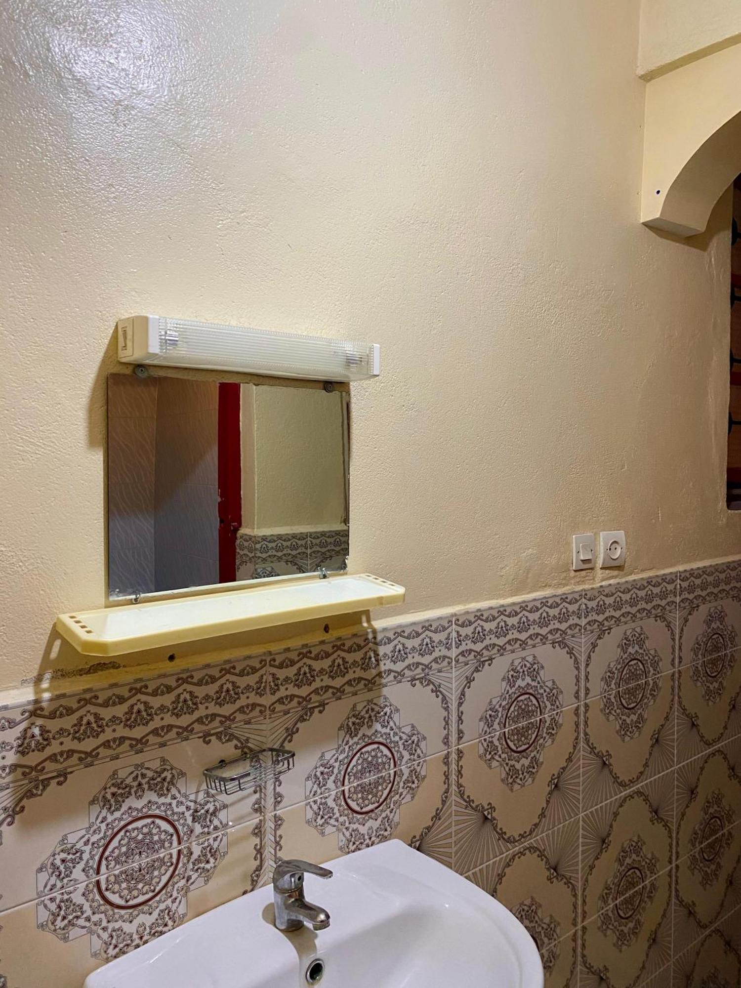 Dar Relax Hostel, Gorges De Todra 廷吉尔 外观 照片