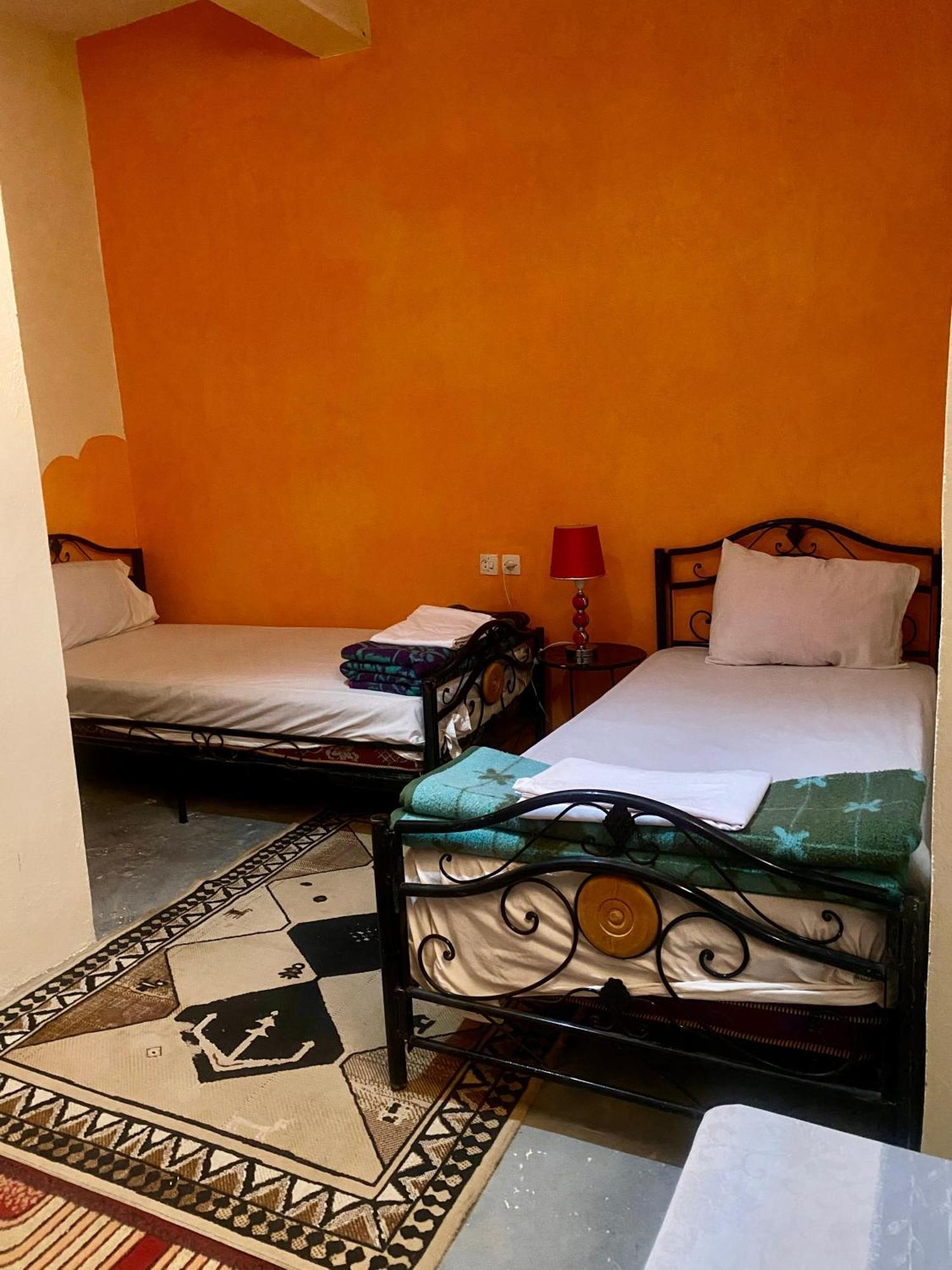 Dar Relax Hostel, Gorges De Todra 廷吉尔 外观 照片