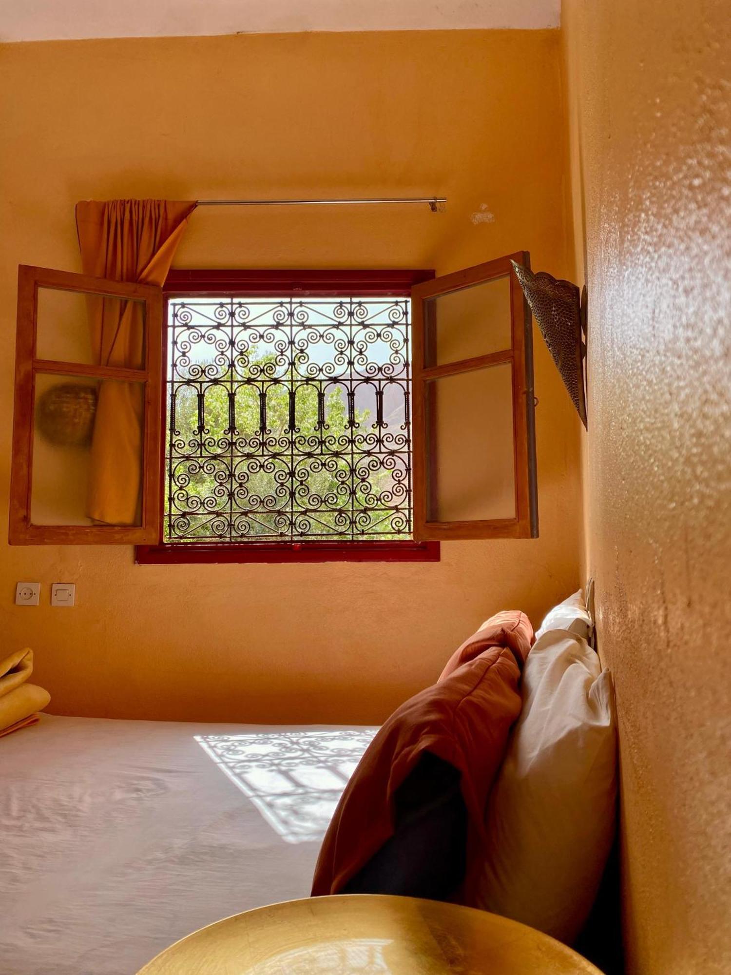 Dar Relax Hostel, Gorges De Todra 廷吉尔 外观 照片