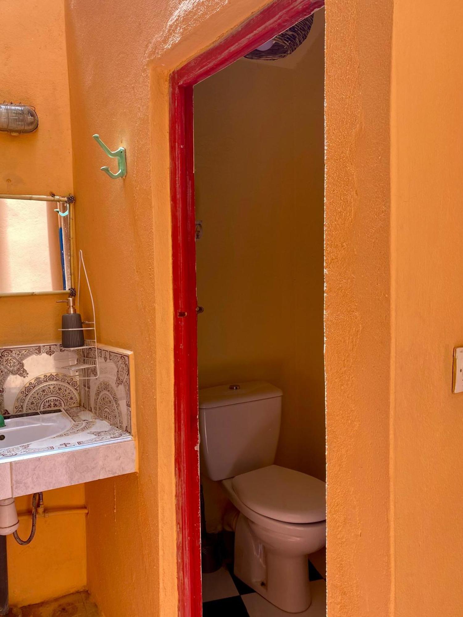 Dar Relax Hostel, Gorges De Todra 廷吉尔 外观 照片